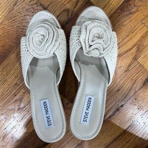 Steve Madden Maddrid Block Heel Crochet Sandel